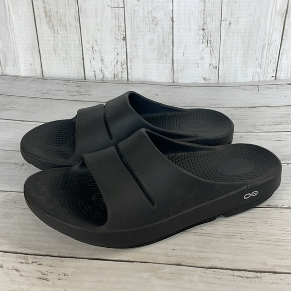 Oofos OOahh Black Slide - Picture 4 of 12